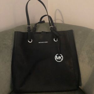 Michael Kors Tote